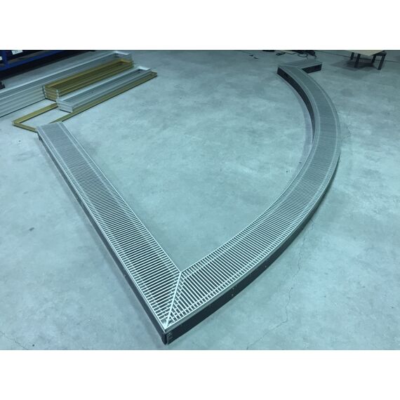 нестандартный конвектор в пол