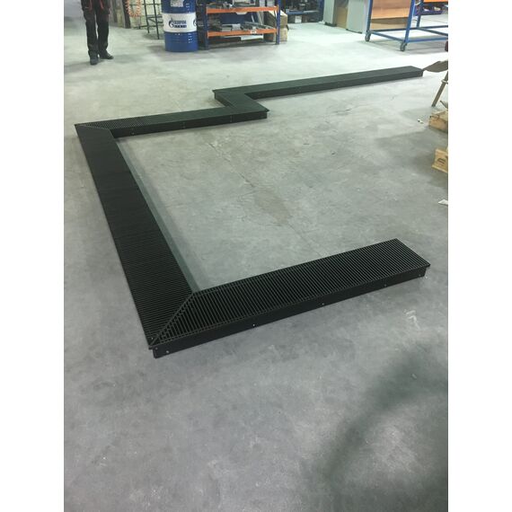 конвектор под угловое окно